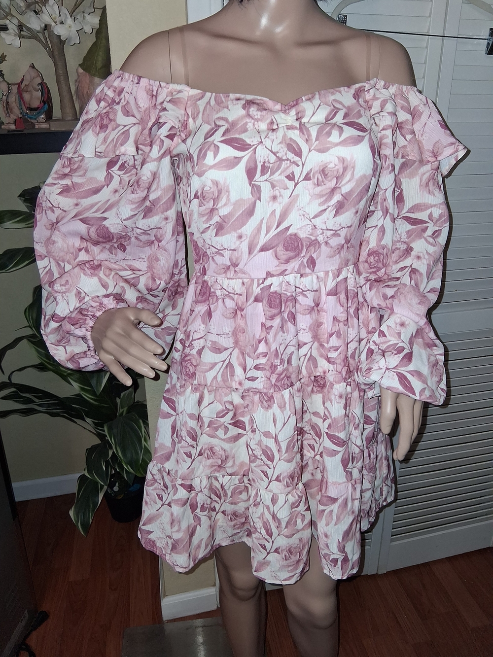 Trixxi Pink Floral Off Shoulder Balloon Sleeve Tiered Mini Dress S
